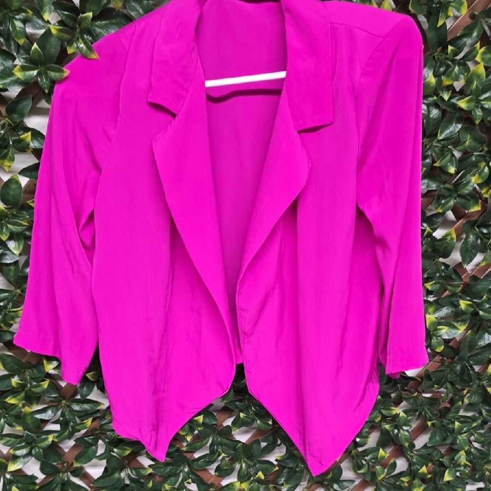 Chic Fuchsia Women's Blazer